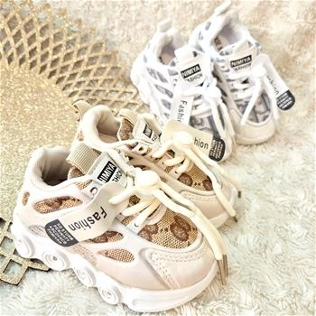 کتونی بچگانه اورجینال چراغدار کیان